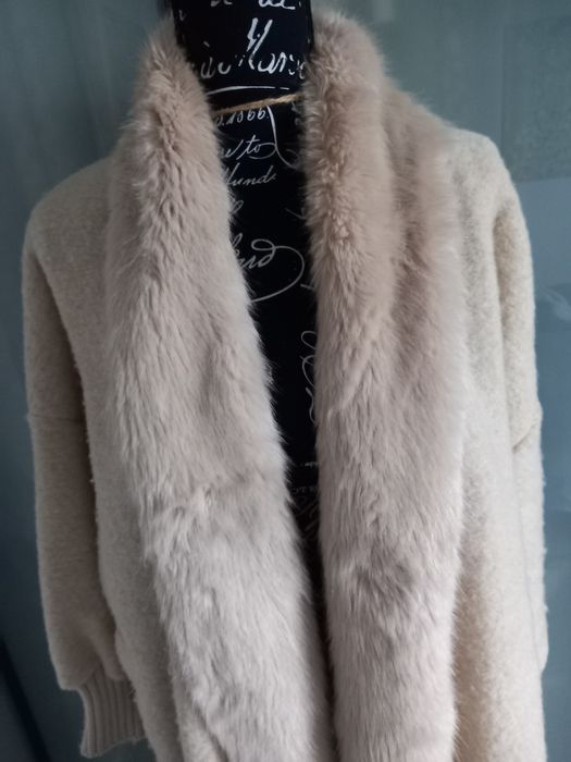 Płaszczyk wełniany włoski