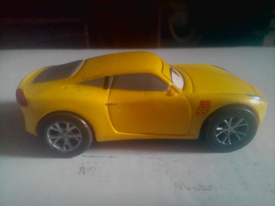 Игрушка машинка модель автомобиля Disney Pixar