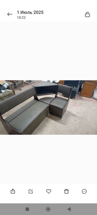 Продам кухонный уголок 4 300 грн .