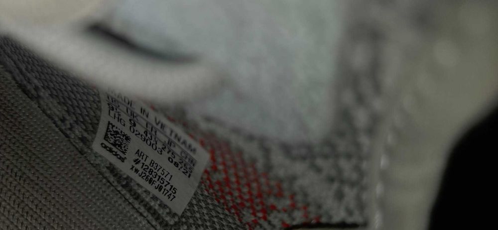 Yeezy Boost 350 V2 Blue Tint