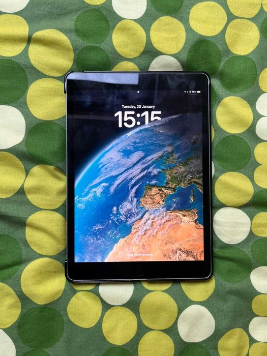 iPad 9ª Geração 64 GB – Como Novo + Capa Incluída