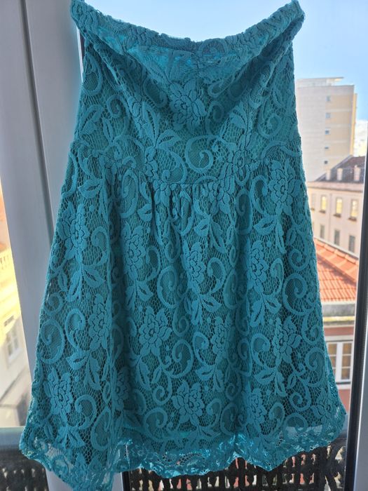 Vestido sem alças azul turquesa