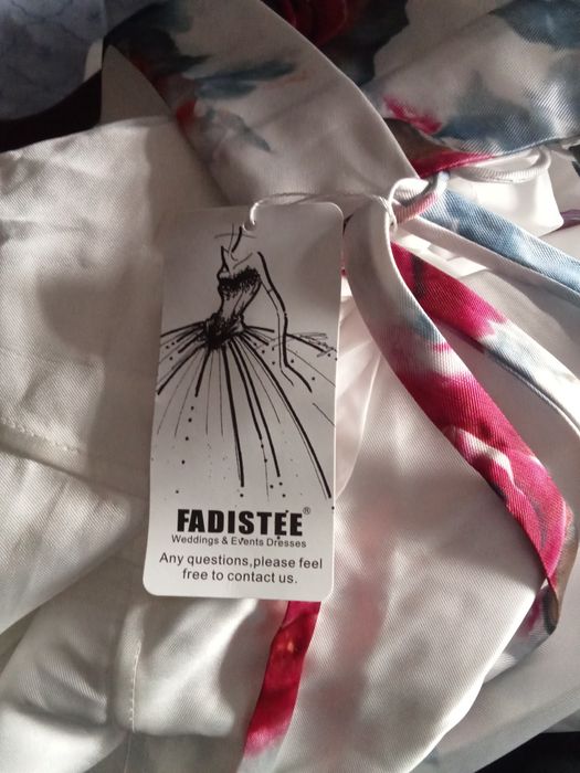 Vestido de cerimónia em cetim