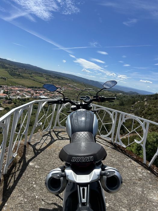 Ducati scrambler 1100 special