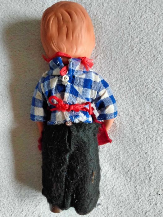 stara lalka z lat 60