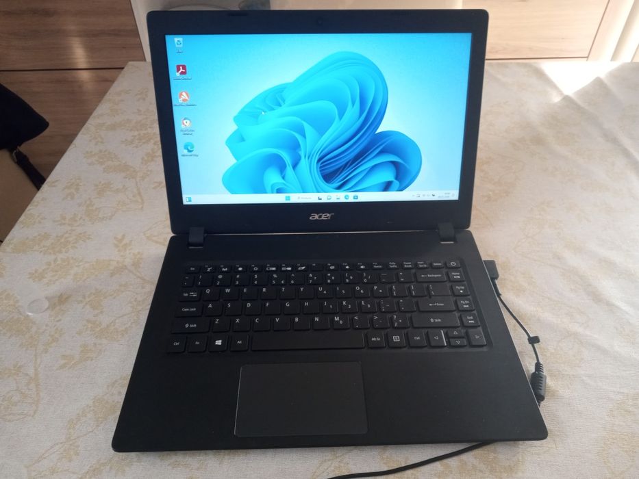 Acer Aspire 1 laptop