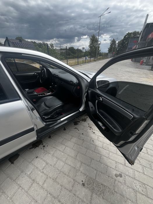 Мерседес 2,2дизель w203