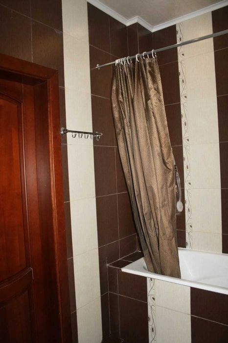 Чубинське, простора 3к квартира 95.5 кв.м, 82000 у.о