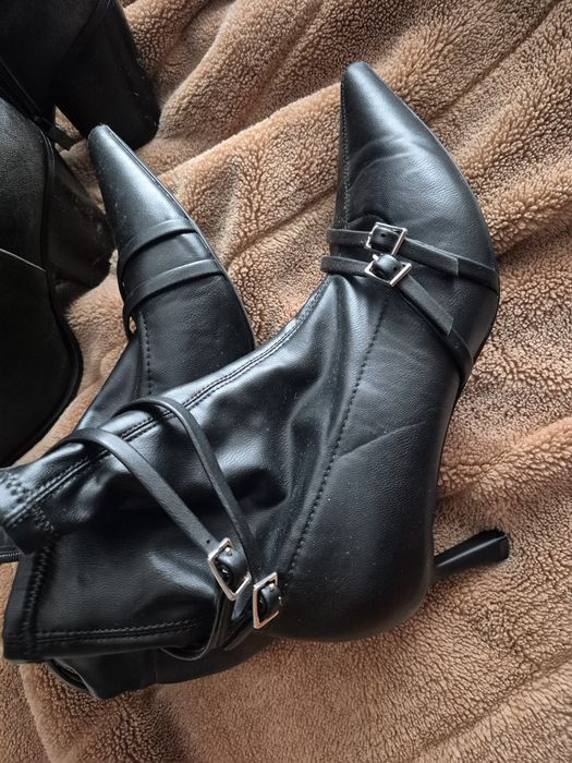 Botas pretas n° 38