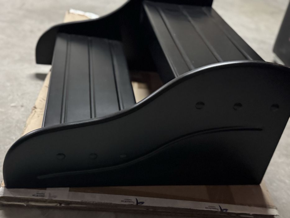 Degrau Duplo em Madeira para Spa - novo com dano de transportadora