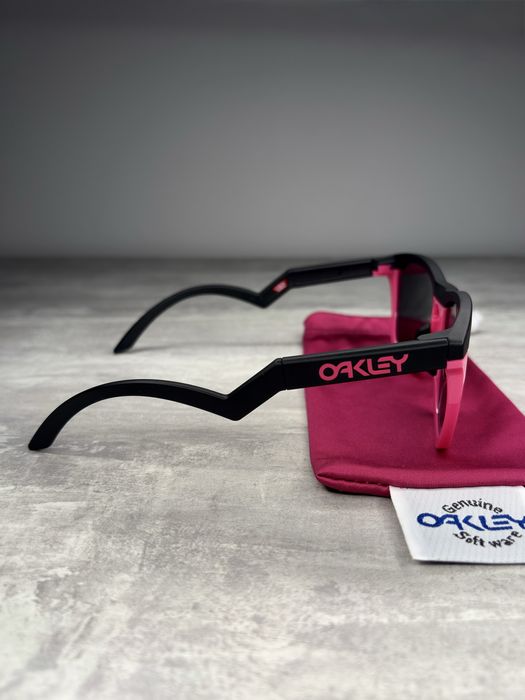 Okulary Oakley Frogskins Hybrid «Matte Black / Neon Pink» Prizm Black