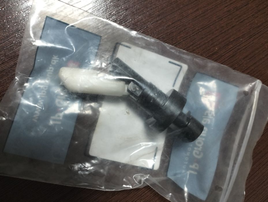 Новий Датчик рівня води омивача Astra,Omega B,Vectra C JP GROUP 129865