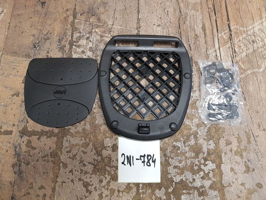 Płyta pod kufer centralny Givi Z113C