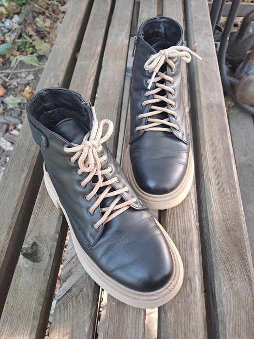 Шкіряні ботинки осінь