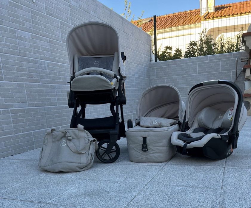 Carrinho de Bebe trio