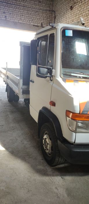 Мерседес Варіо 2,9