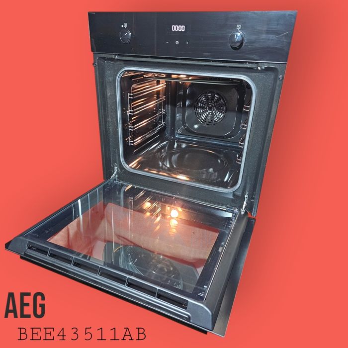 Piekarnik AEG BEE43511AB – Nowy, powystawowy model prezentacyjny