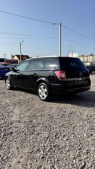 Opel Astra H Caravan Опель Астра 2010 р. 1.6 бенз 5МКПП