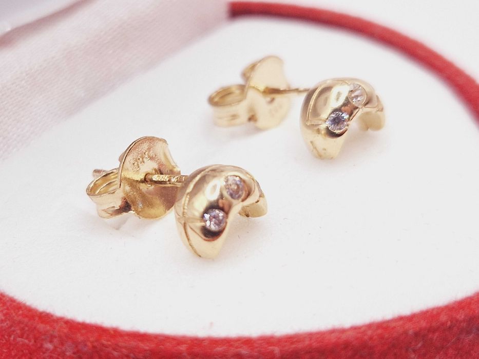 Nowe złote kolczyki. 585 (14K).