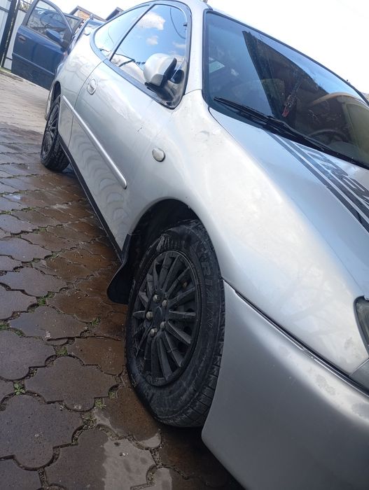 Продам mazda 323 coupe