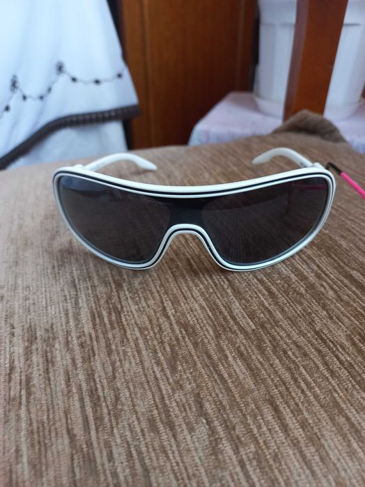 Сонцезахисні окуляри