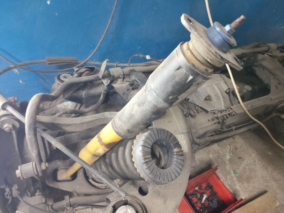 Kompletne tylne zawieszenie – Dodge Challenger 5.7 V8 2021