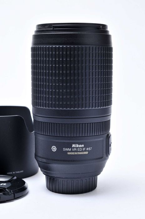 Nikon 70-300 VR 4.5-5.6 ( seminova)