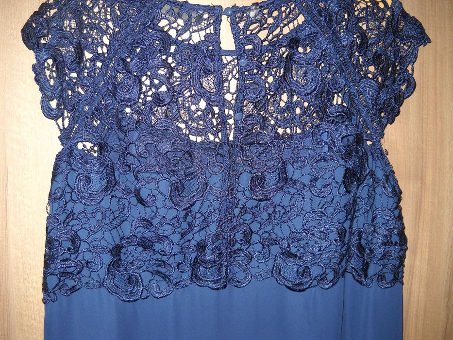 Sukienka wieczorowa gipiura granat rozmiar 44