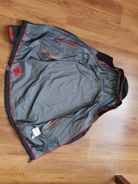 Peak Performance Black Light Gore Tex Pro Jacket