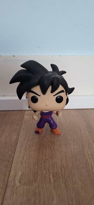 Gohan funko pop.