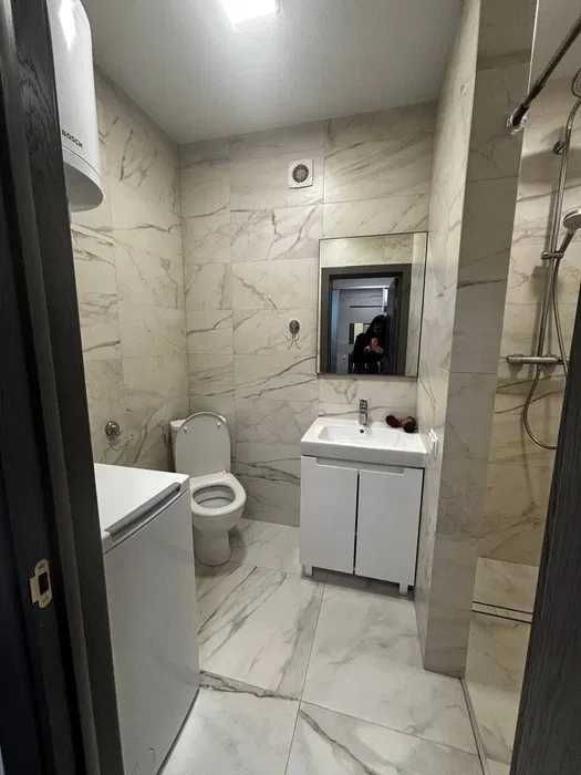 Продам простору 1-к квартиру 44 м² з гардеробною у ЖК «Миру-1» (метро Масельського) |22952