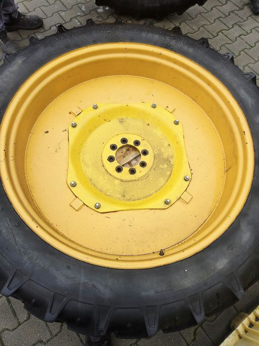 Opony rolnicze 300/95 r46 z felgami