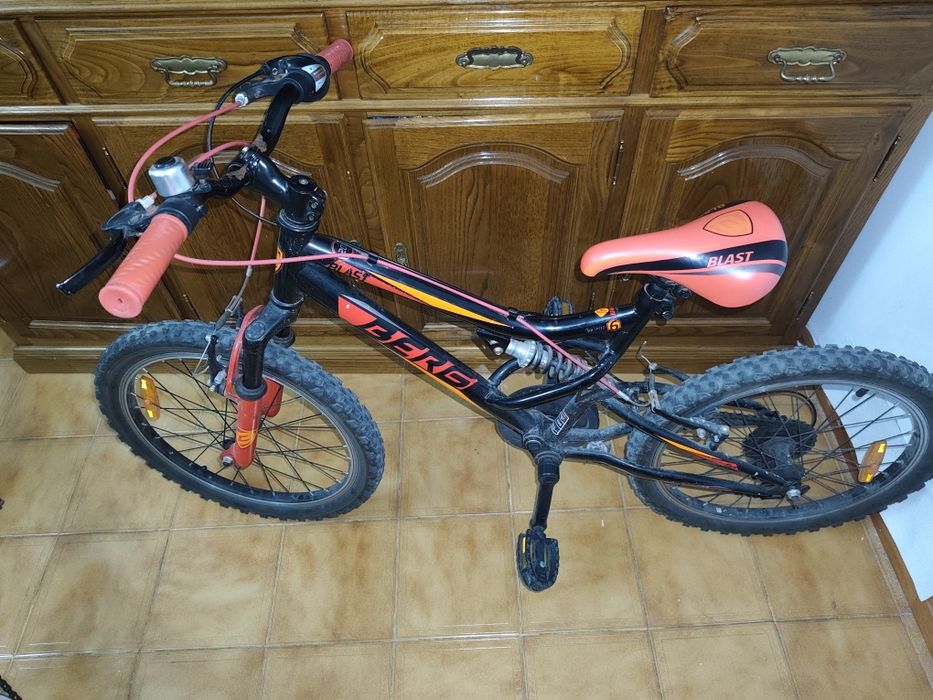 Bicicleta Infantil aro 20 Berg Blast