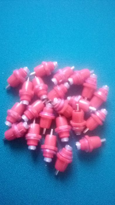 Нипельные поилки ніпельні поїлки кролик курка перепел