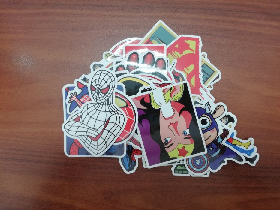 Autocolantes Marvel DC e Comics colecção Lotes varios