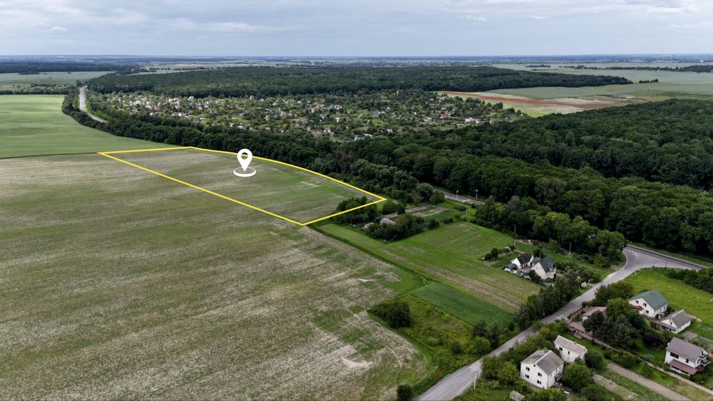 Фасадна земельна ділянка по трасі