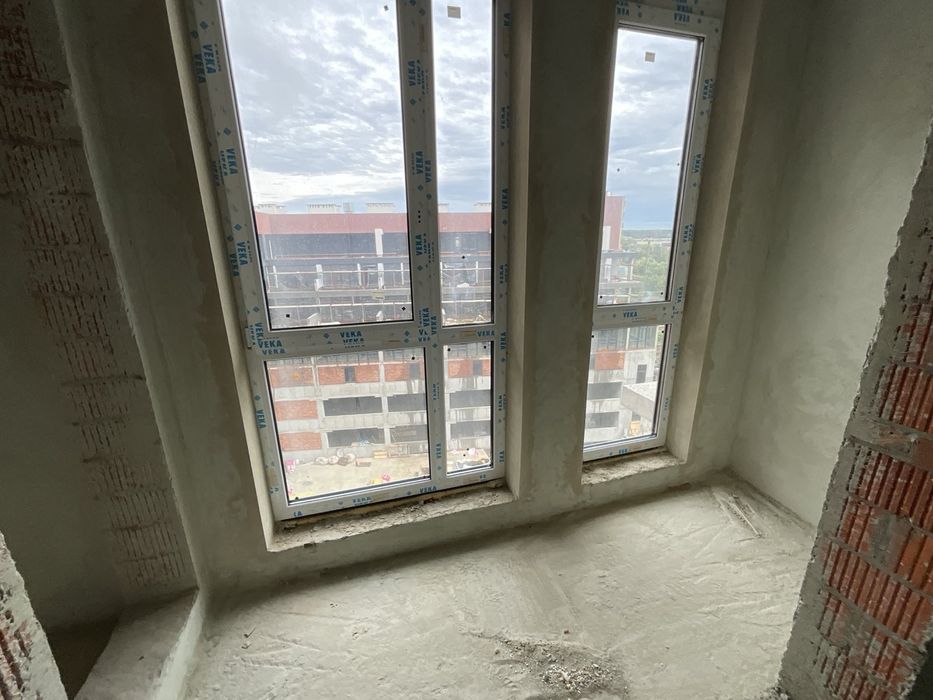 Продаж 1 кім. кв-ра, вул. Соняшникова, зданий новобуд Aurum Solar