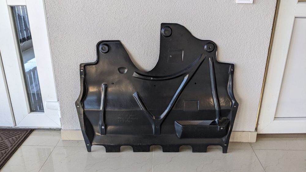 Захист двигуна защита двигателя Skoda Fabia 2 Audi seat шкода фабія