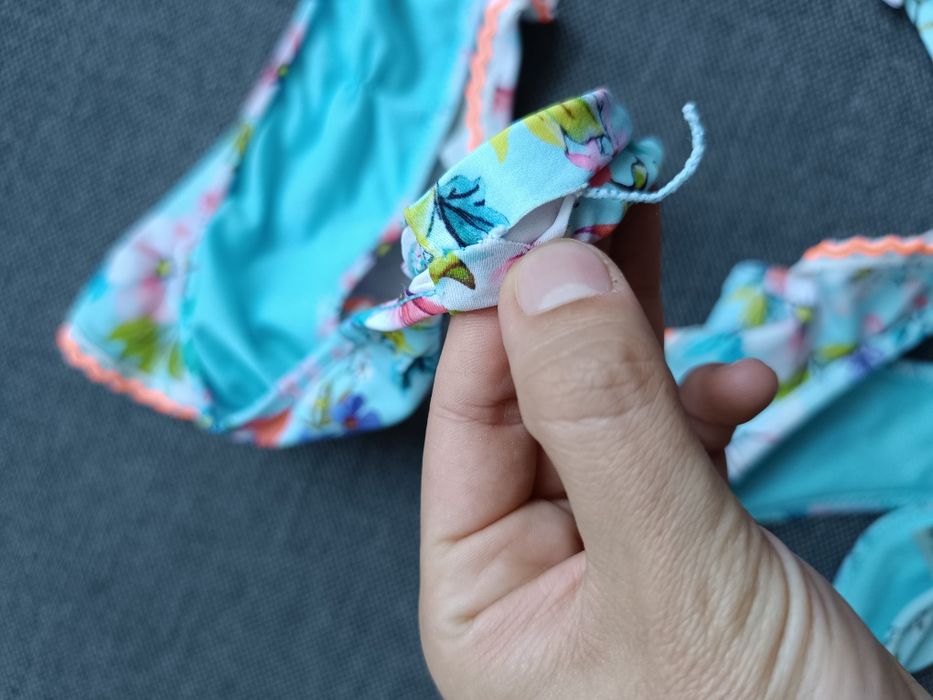 Strój kąpielowy jednoczęściowy r. 9-10 lat / 134-140 cm