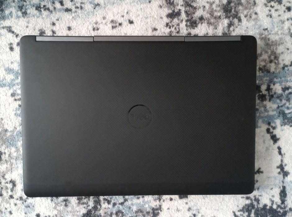 Продам ноутбук Dell precision 7510 в ідеальному стані!