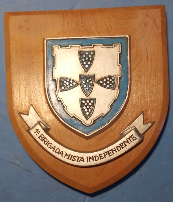 Brasão 1.ª Brigada Mista Independente