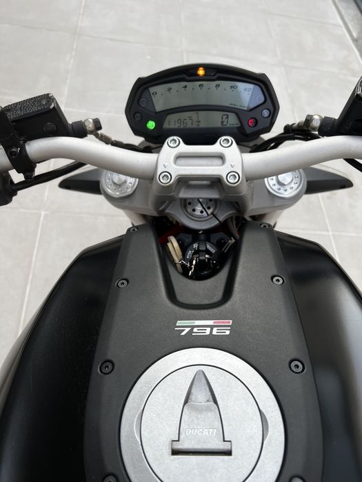 Ducati monster 796