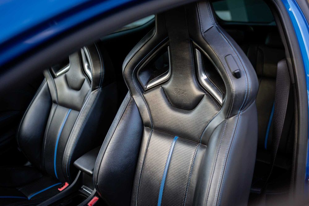 Opel Astra GTC OPC 2.0 T