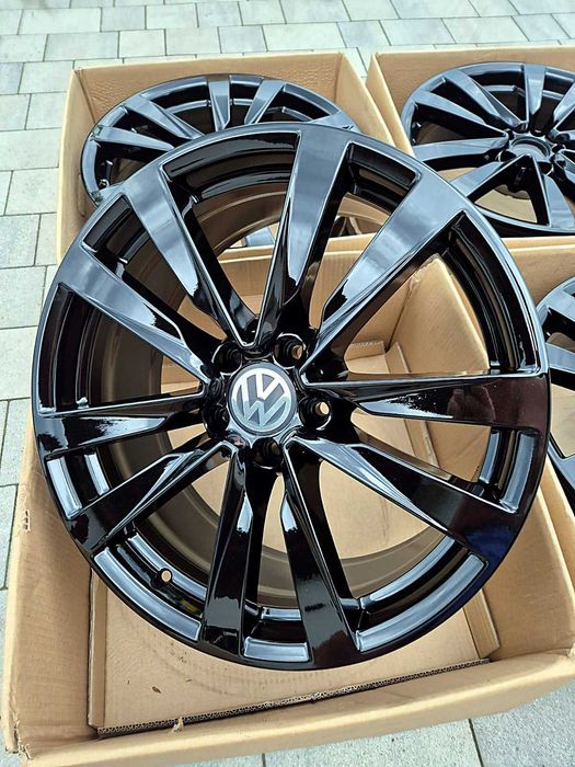 Felgi 19" 5x112 Mercedes OEM Klasa A B C E GLA GLB GLC Nowe Czarne | #A223C