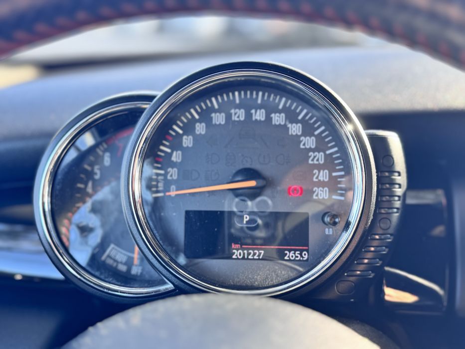 MINI COOPER 1.6i de 2016 full extras otimo estado geral