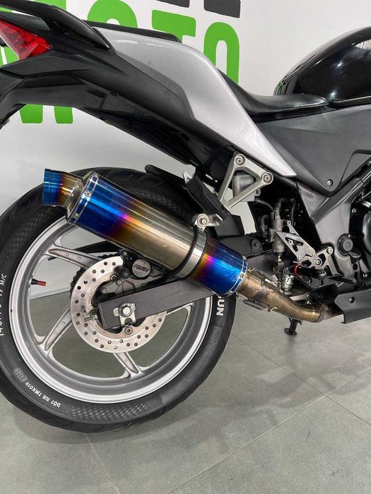 Мотоцикл Honda CBR250R