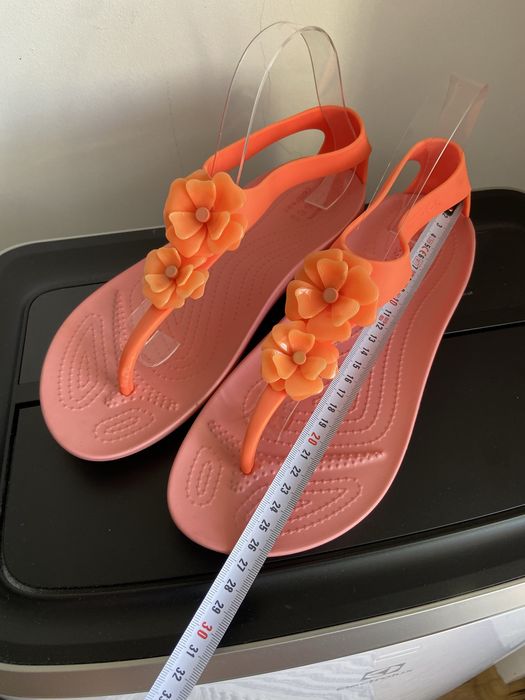 Japonki sandały Crocs Serena  Embellish Flip r.  41/42 W10