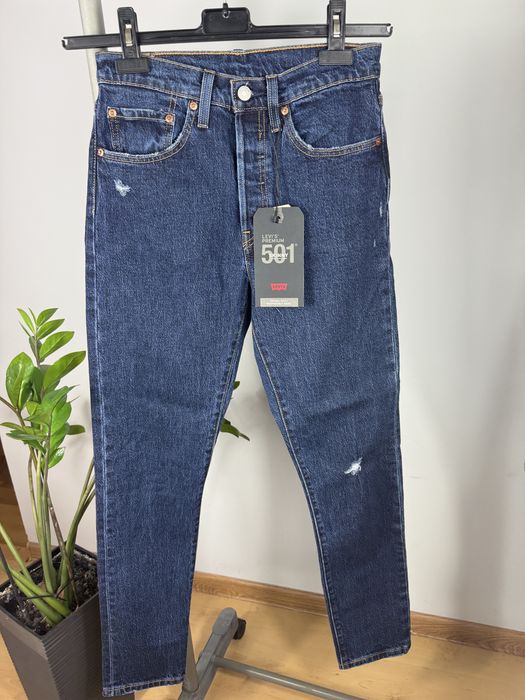 granatowe kultowe spodnie jeansowe Levi’s 501 Original W26L30