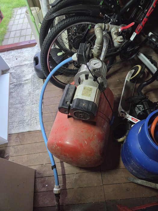 Hydrofor z pompą 50 litrów HWA 2000 moc 800W , automat wodociągowych