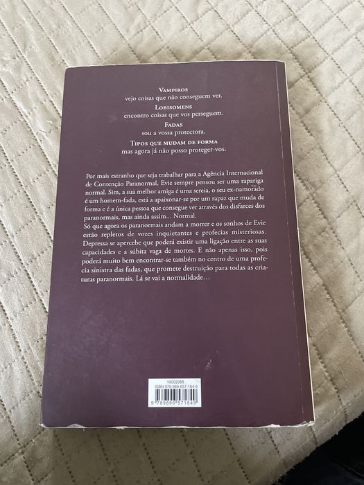 Paranormalidade de Kiersten white